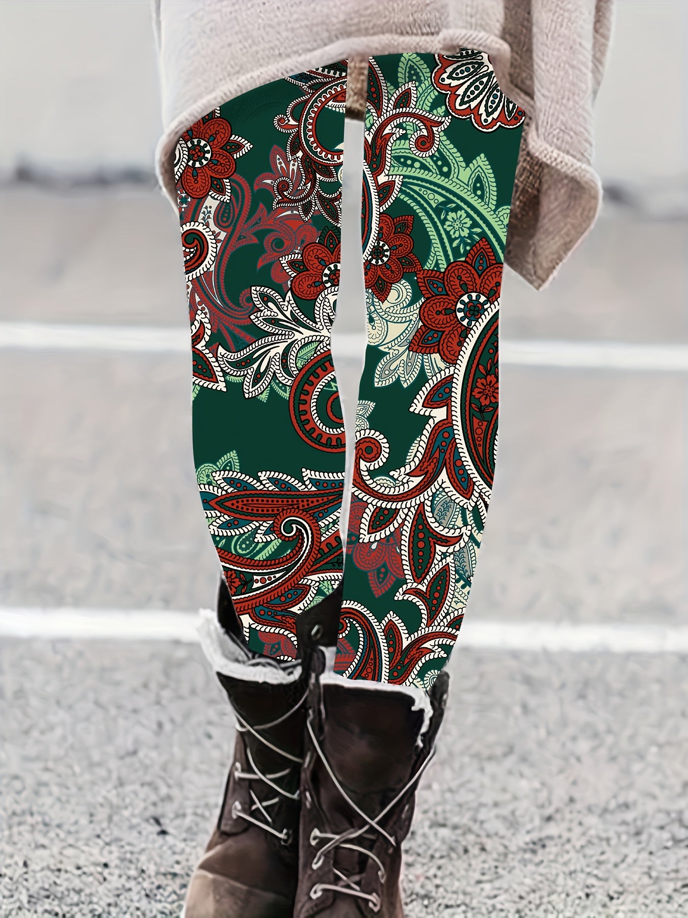 Boho Paisley Floral Print High Rise Plus Size Leggings