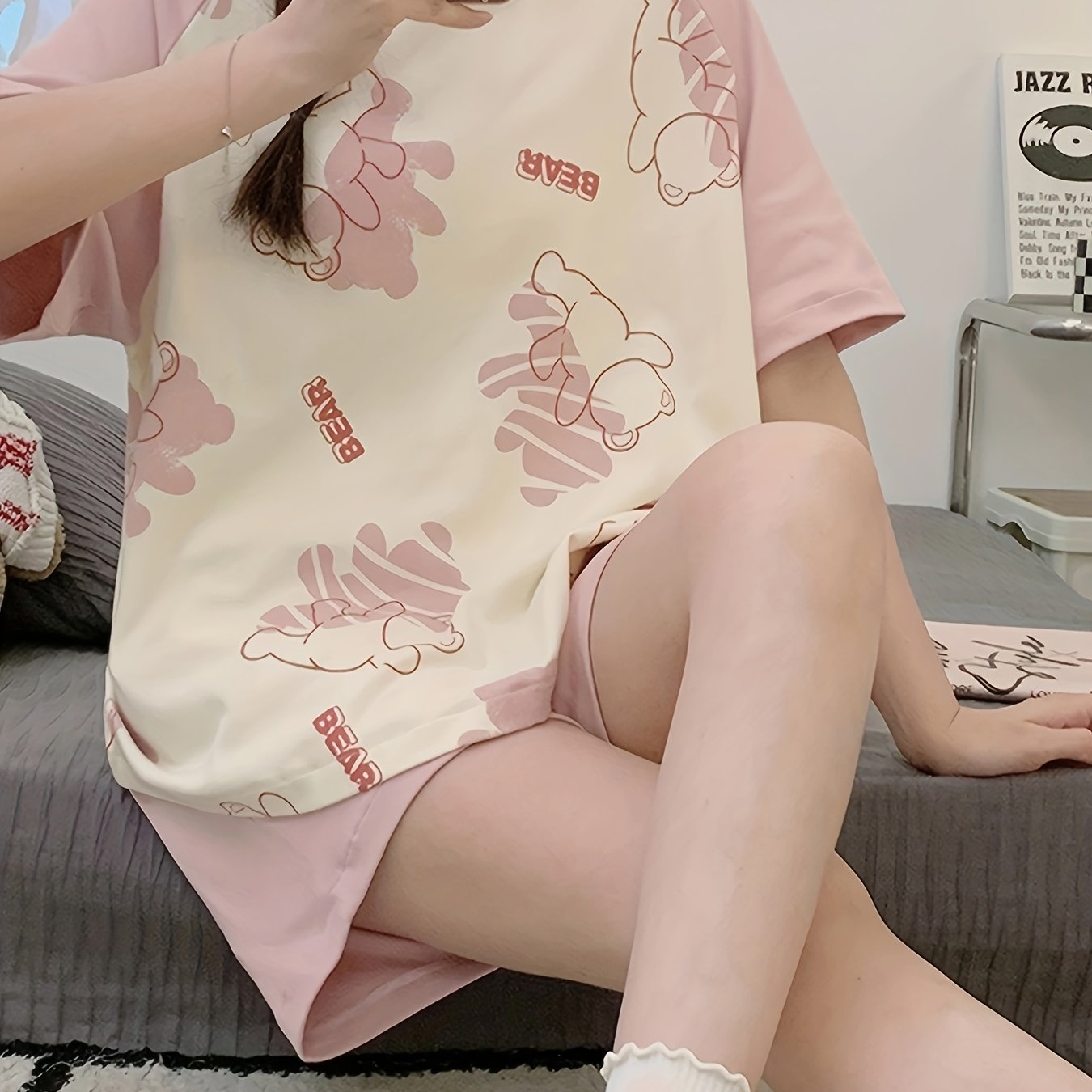 Bear Print Pajamas Set Raglan Sleeve Top & Shorts