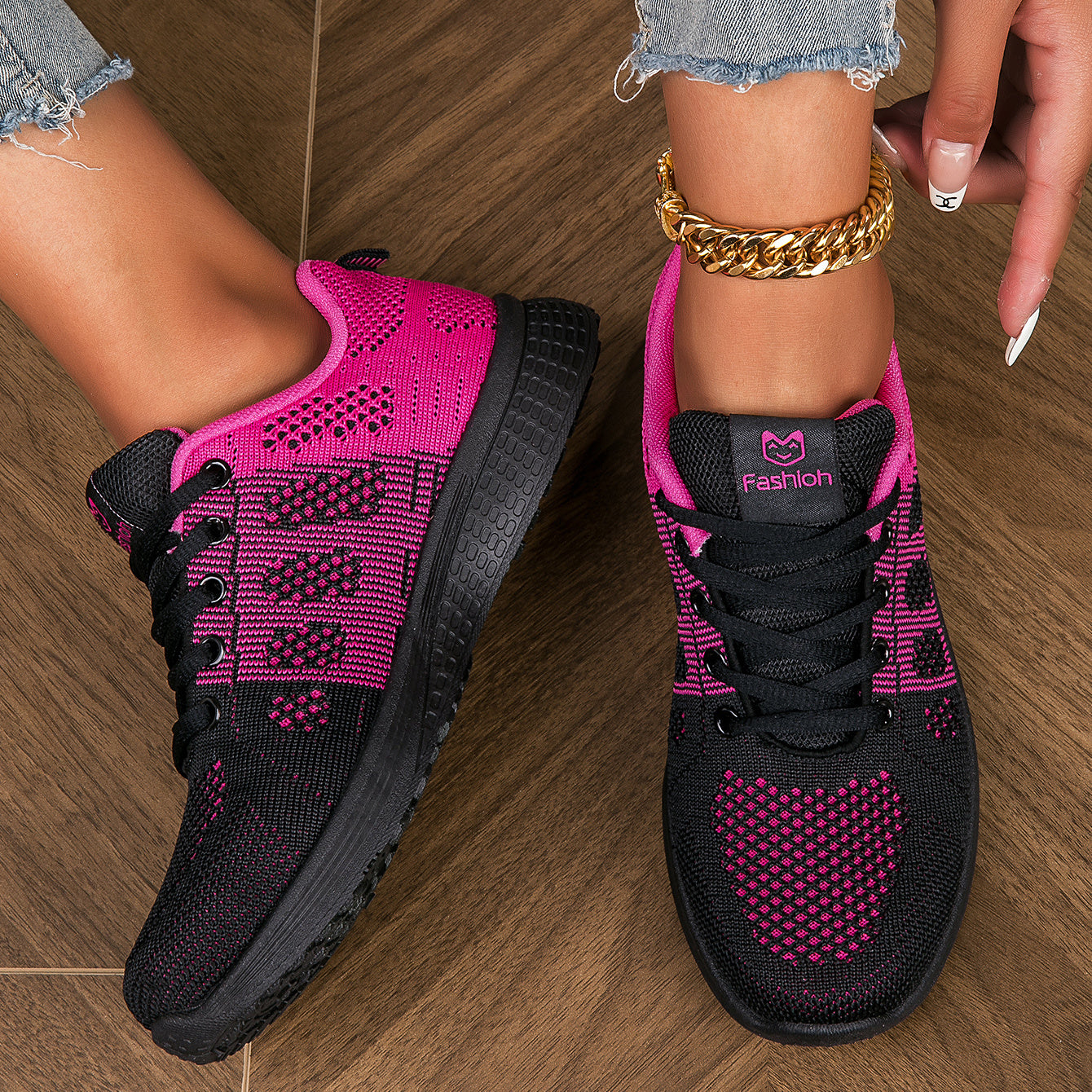 Women's Letter Patched Flying Woven Running Shoes Lace Up Sporty Walking Shoes