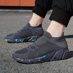 Men's Lightweight Slip On Casual Shoes For Traveling Jogging