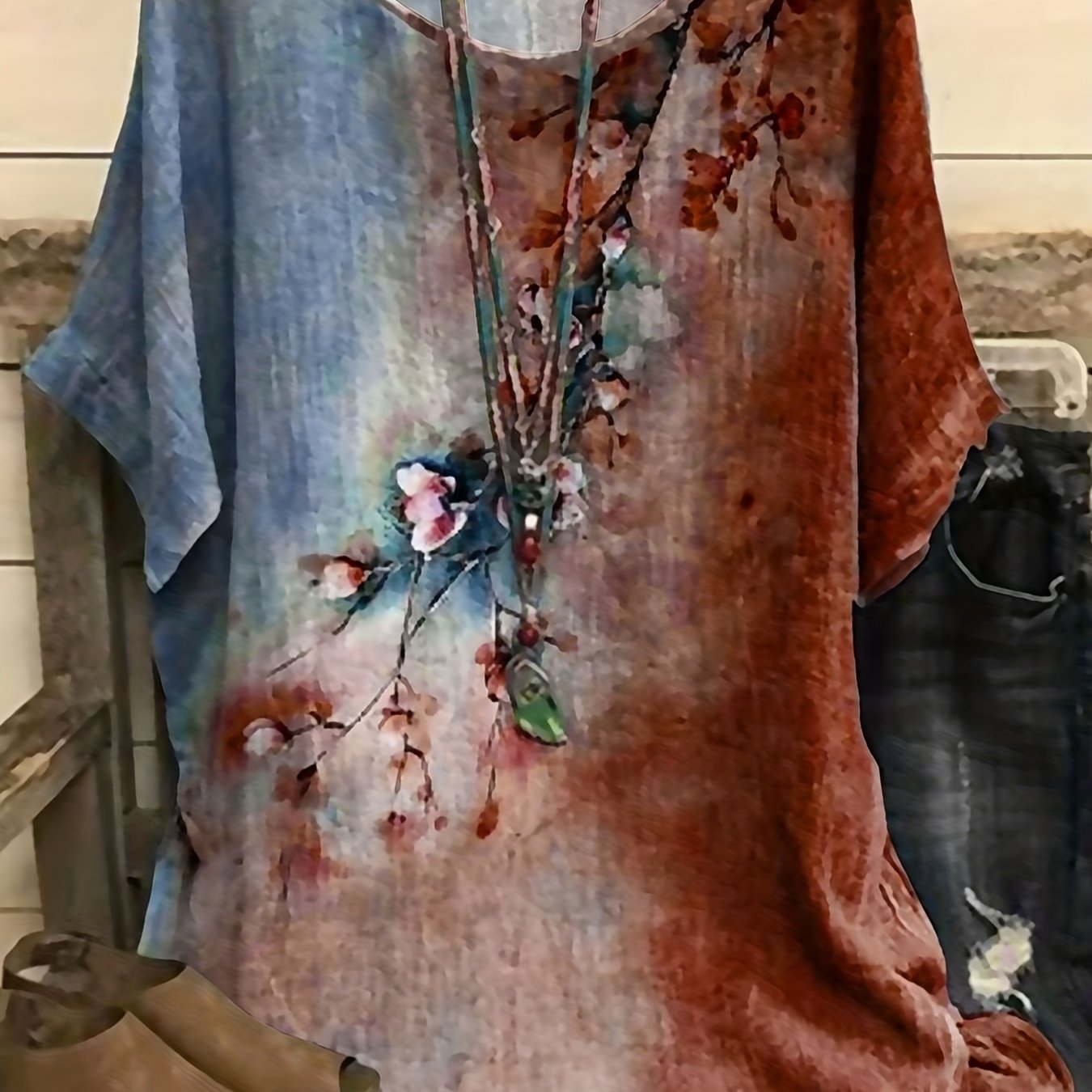Floral Print Short Sleeve Round Neck Split Top
