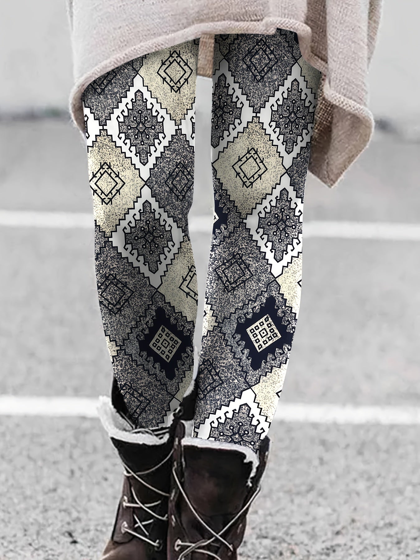 Geometric Print Fleece Leggings Elastic High Rise High Stretch
