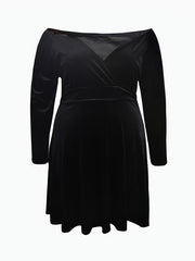 Velvet Surplice Neck Plus Size Dress Long Sleeve Medium Stretch