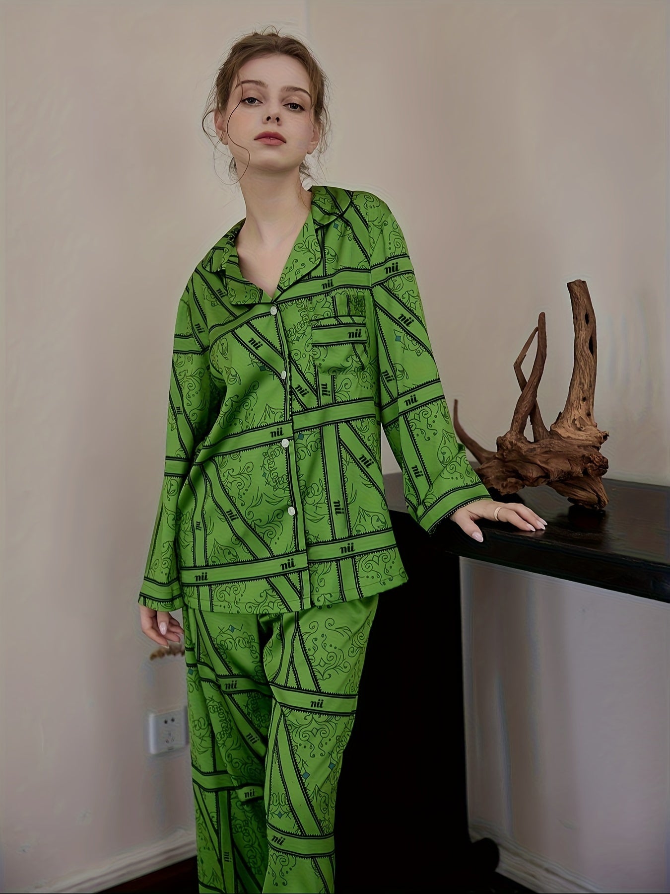Geometric Print Pajama Set Long Sleeve Top & Pants