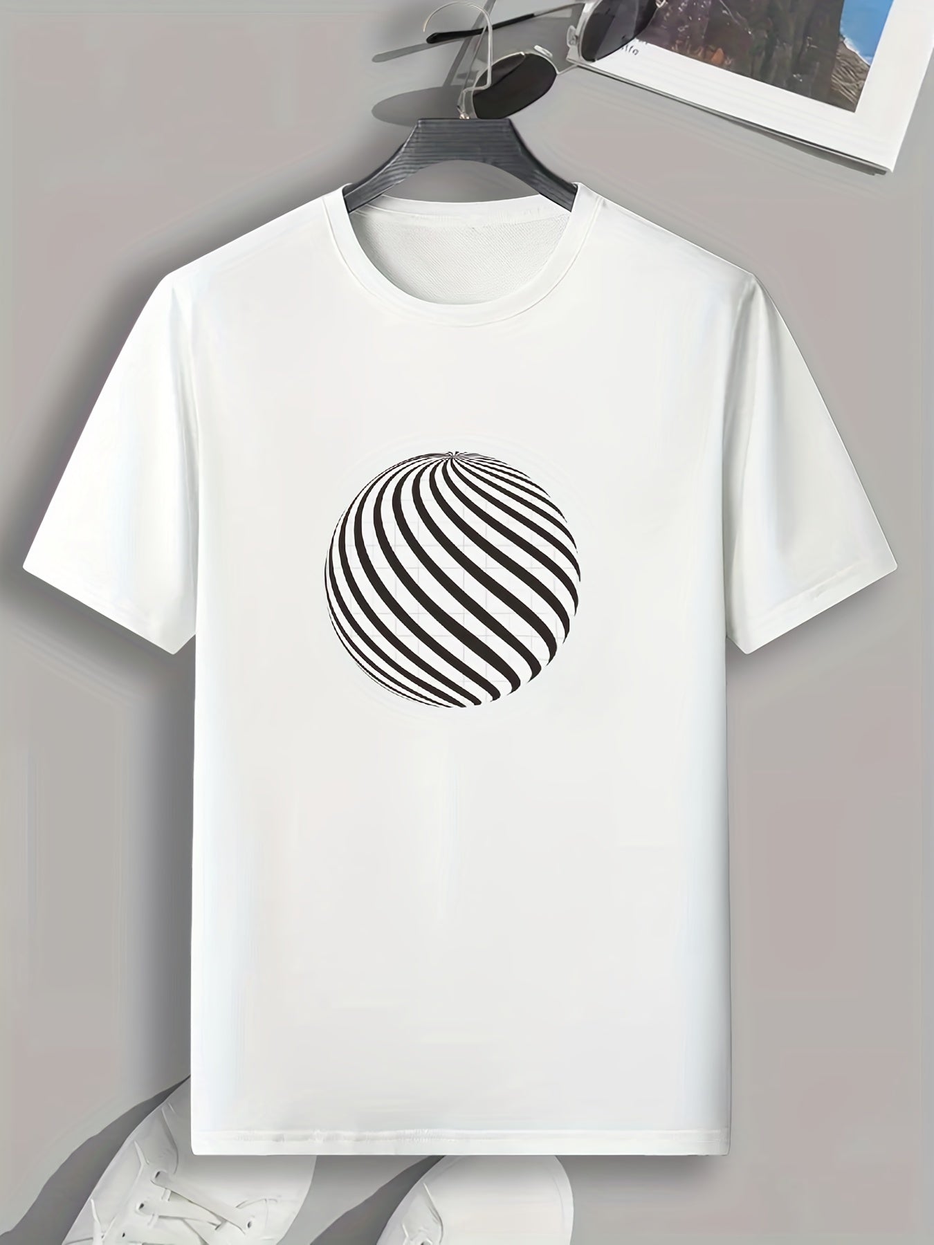 Geometric Ball Print Men's Comfy T-shirt for Outdoor Summer