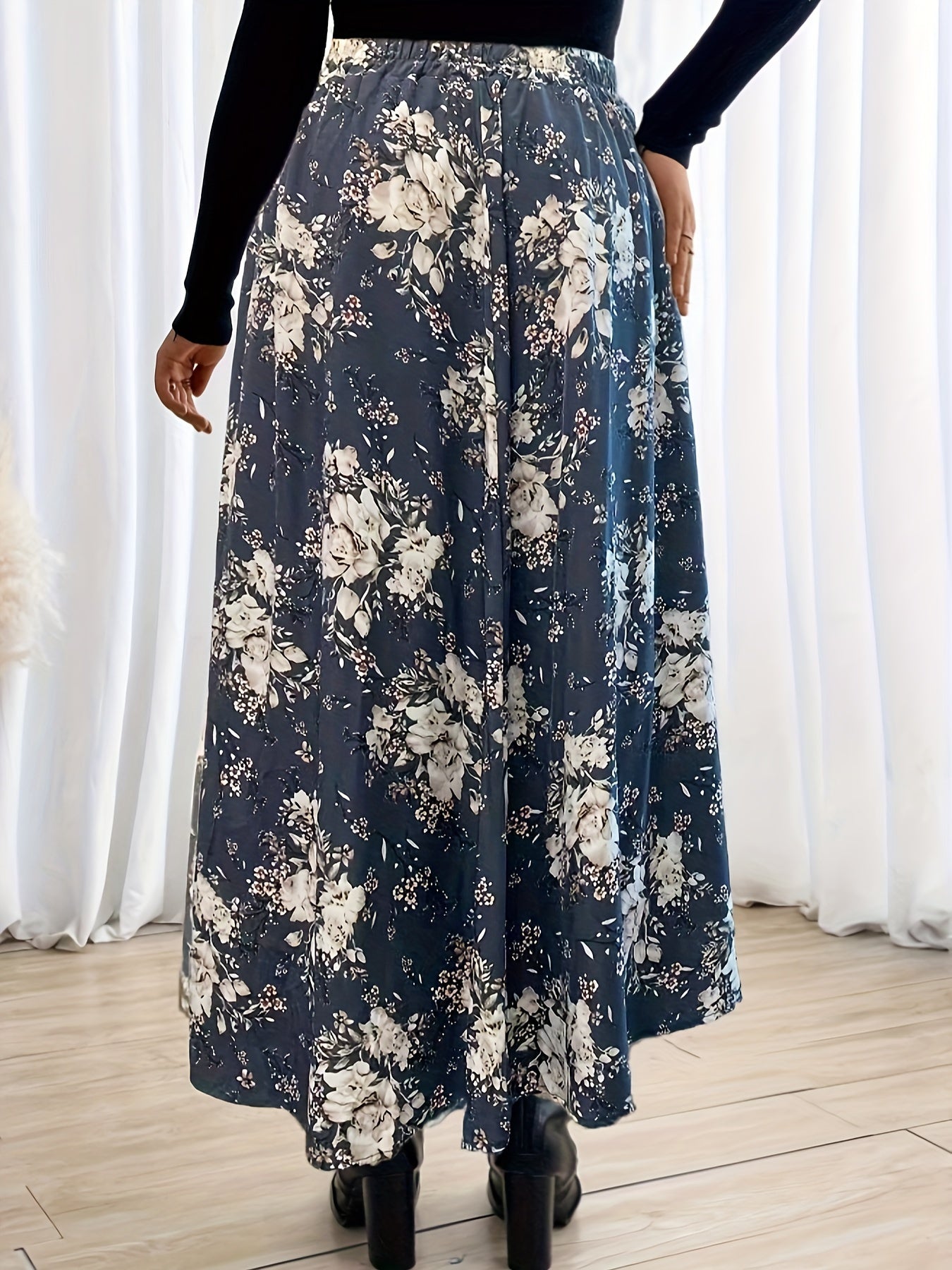 Women's Plus Floral Print Pleated Maxi Skirt