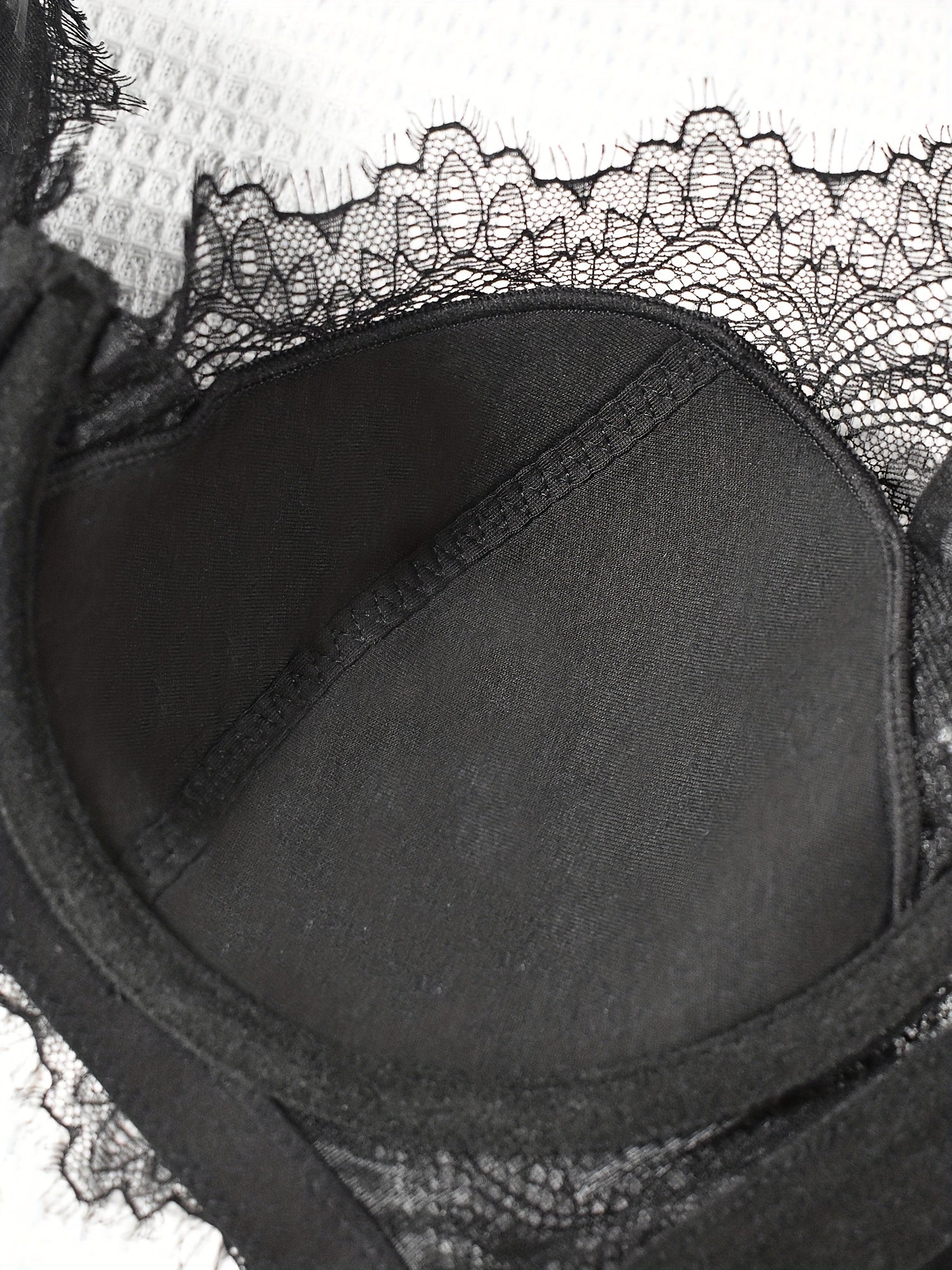 Lace Lifting Underwire Minimizer Bra