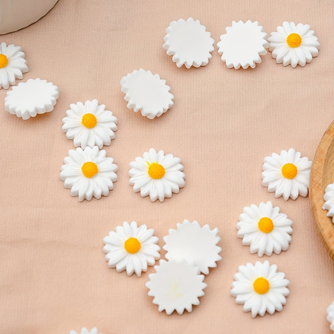 12pcs Sunflower Desktop Decoration Paper Scraps For Holidays