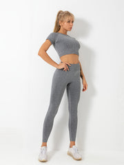 2pcs Seamless Activewear Set with Butt Lifting Leggings and Top