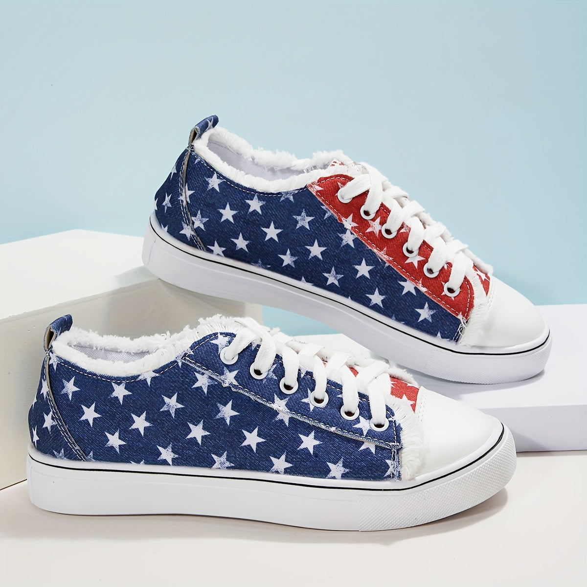 Women's Star Pattern Canvas Shoes Low Top Sneakers
