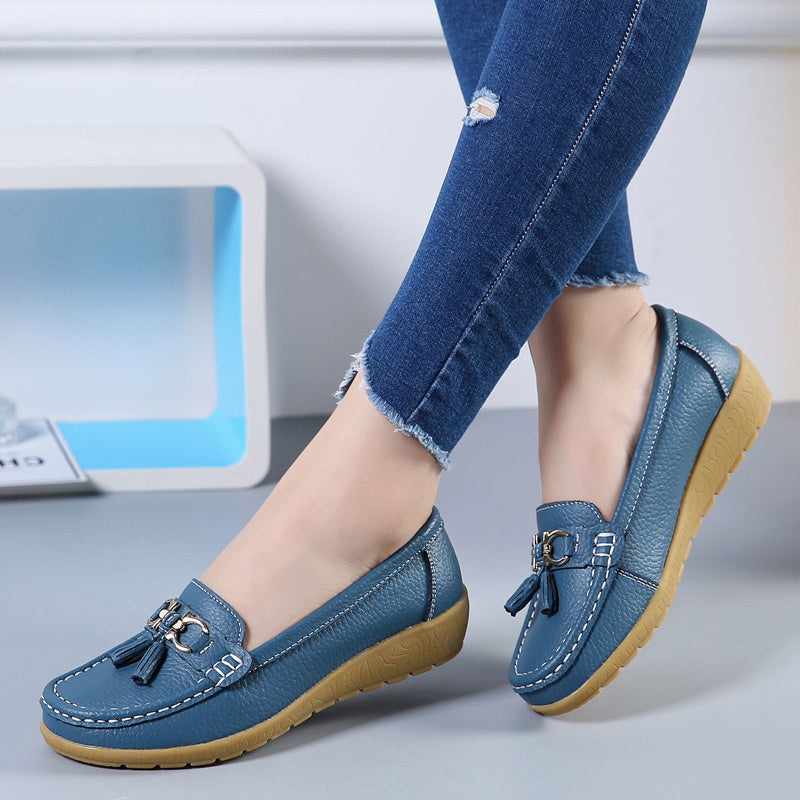 Women's Metal Decor Flats Slip On Shoes Soft Sole Walking Shoes