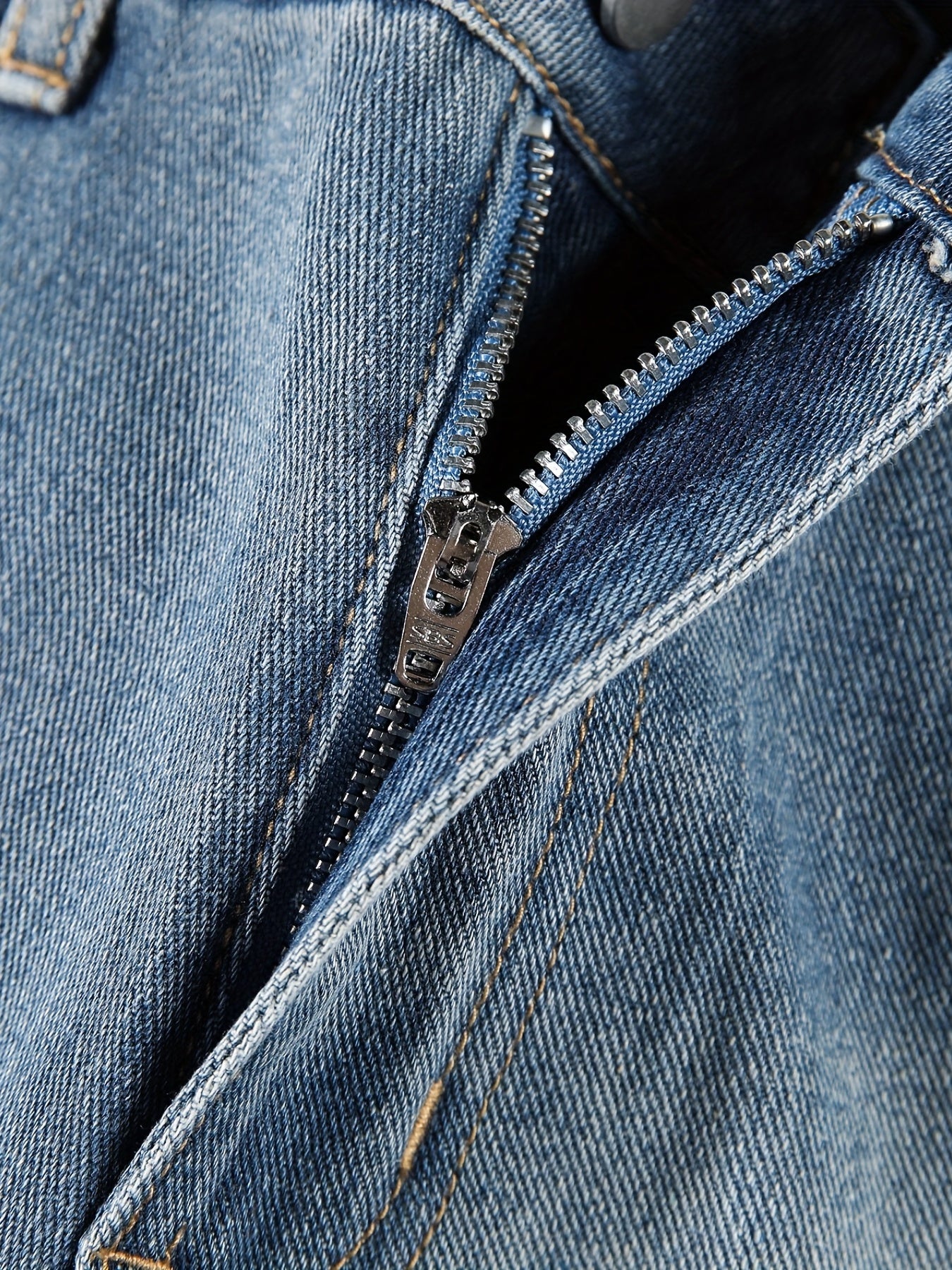 Men's Slim Fit Ripped Jeans - Street Style Distressed Denim Pants