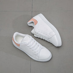 Women's Lace-Up Flat Skate Shoes Low Top Sneakers