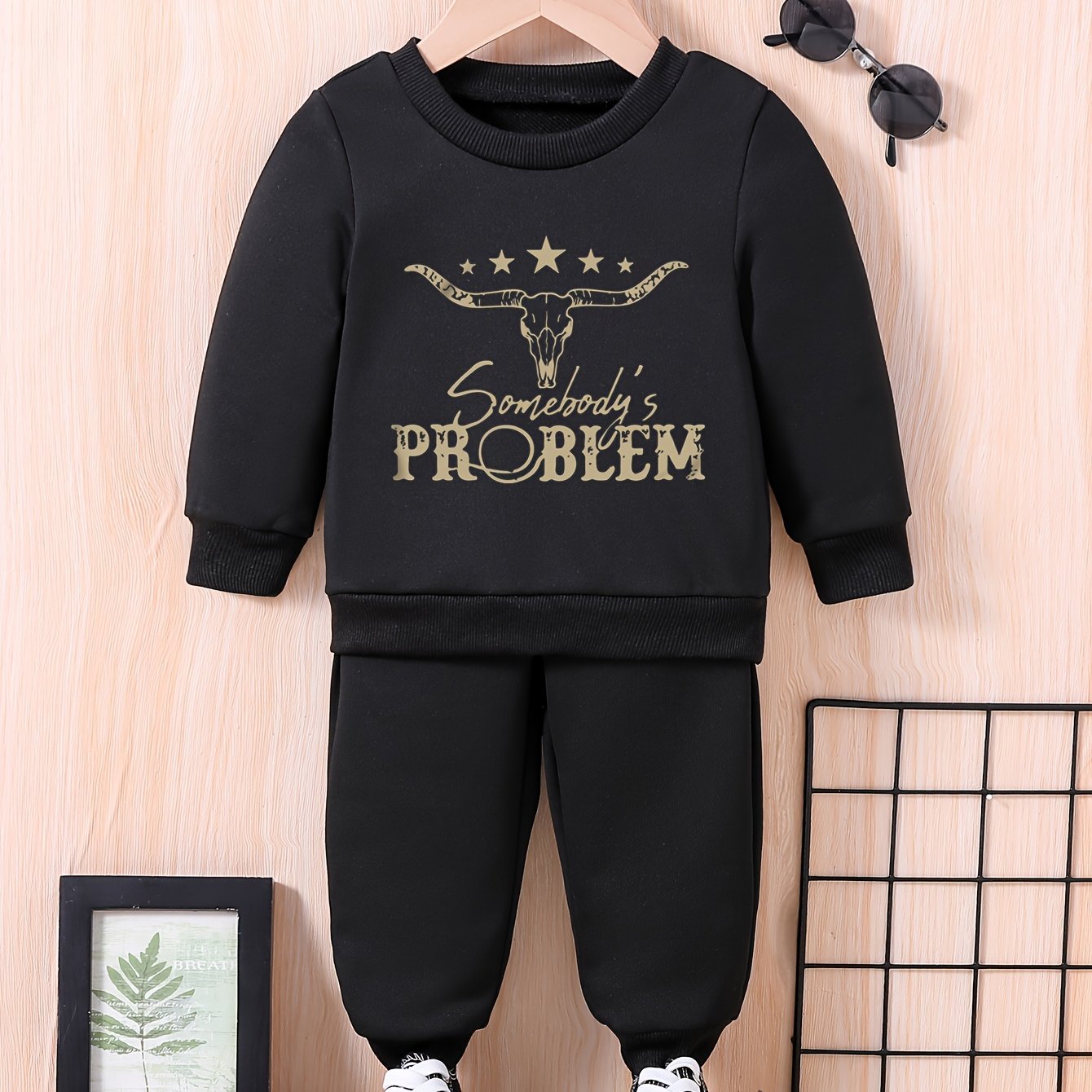 Baby & Funny SOMEONE'S PROBLEM Letter Print Outfit Set