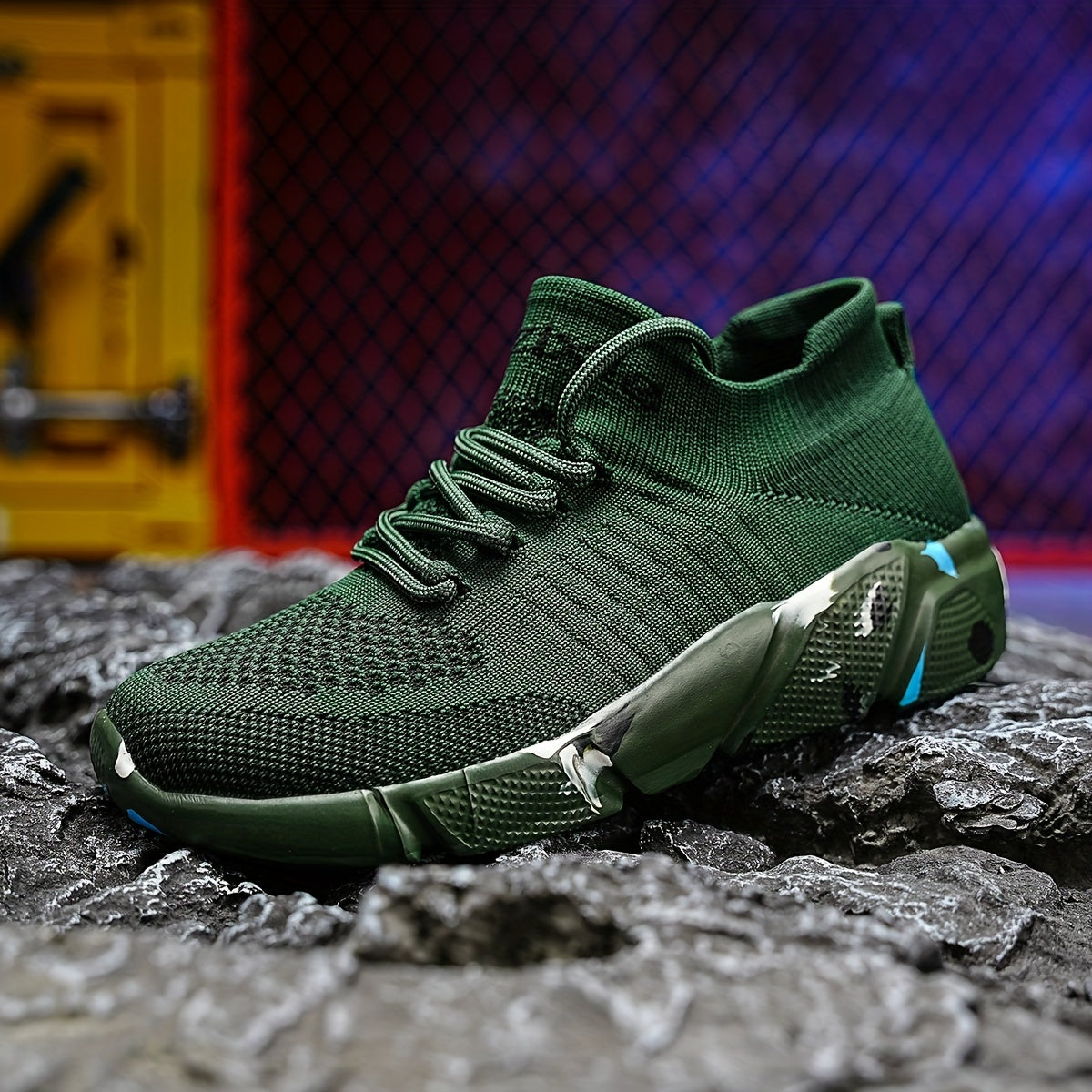 Men's Lace-up Sneakers Lightweight Breathable Athletic Shoes