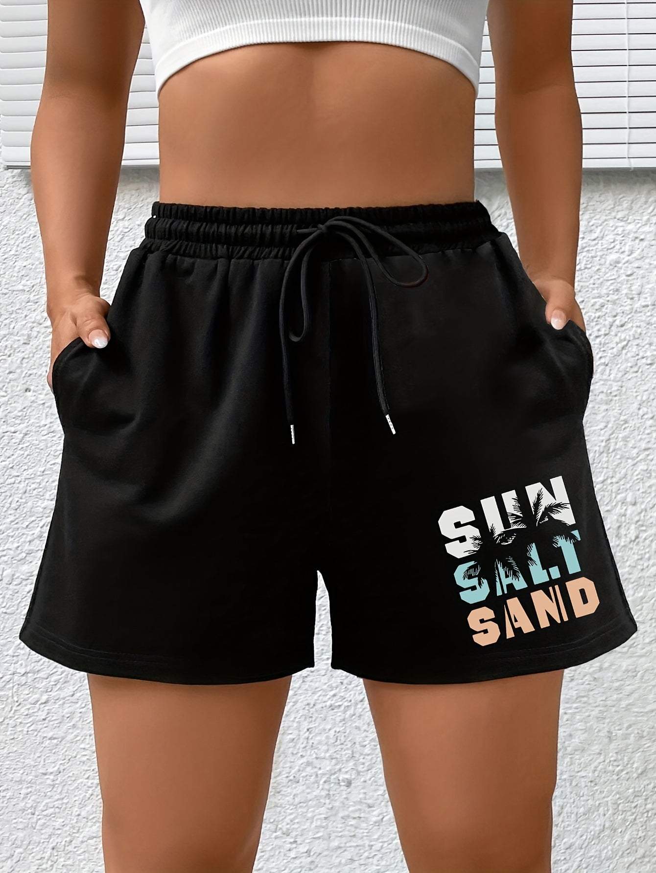 Coconut Tree Print High Rise Plus Size Sports Shorts