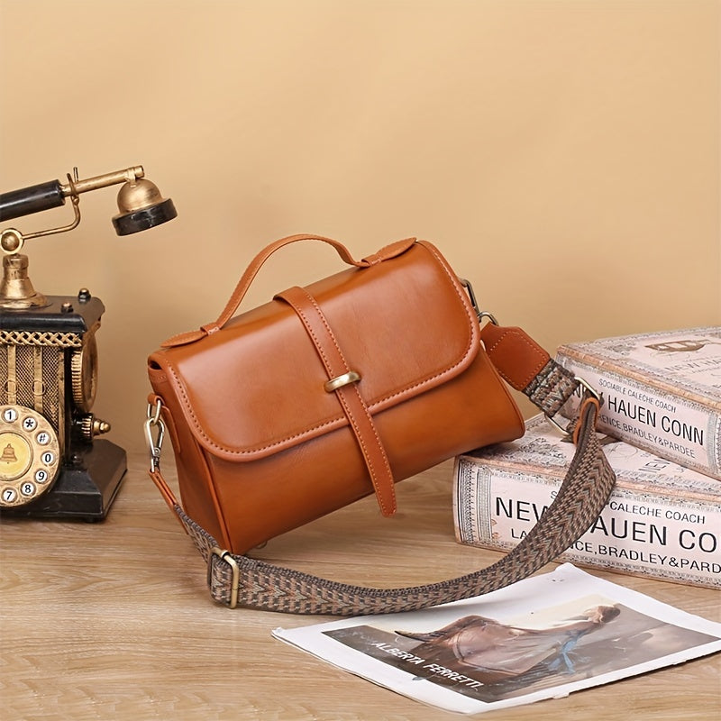Large Capacity Leather Handbag European Style Clasp Closure Beige Yellow Green