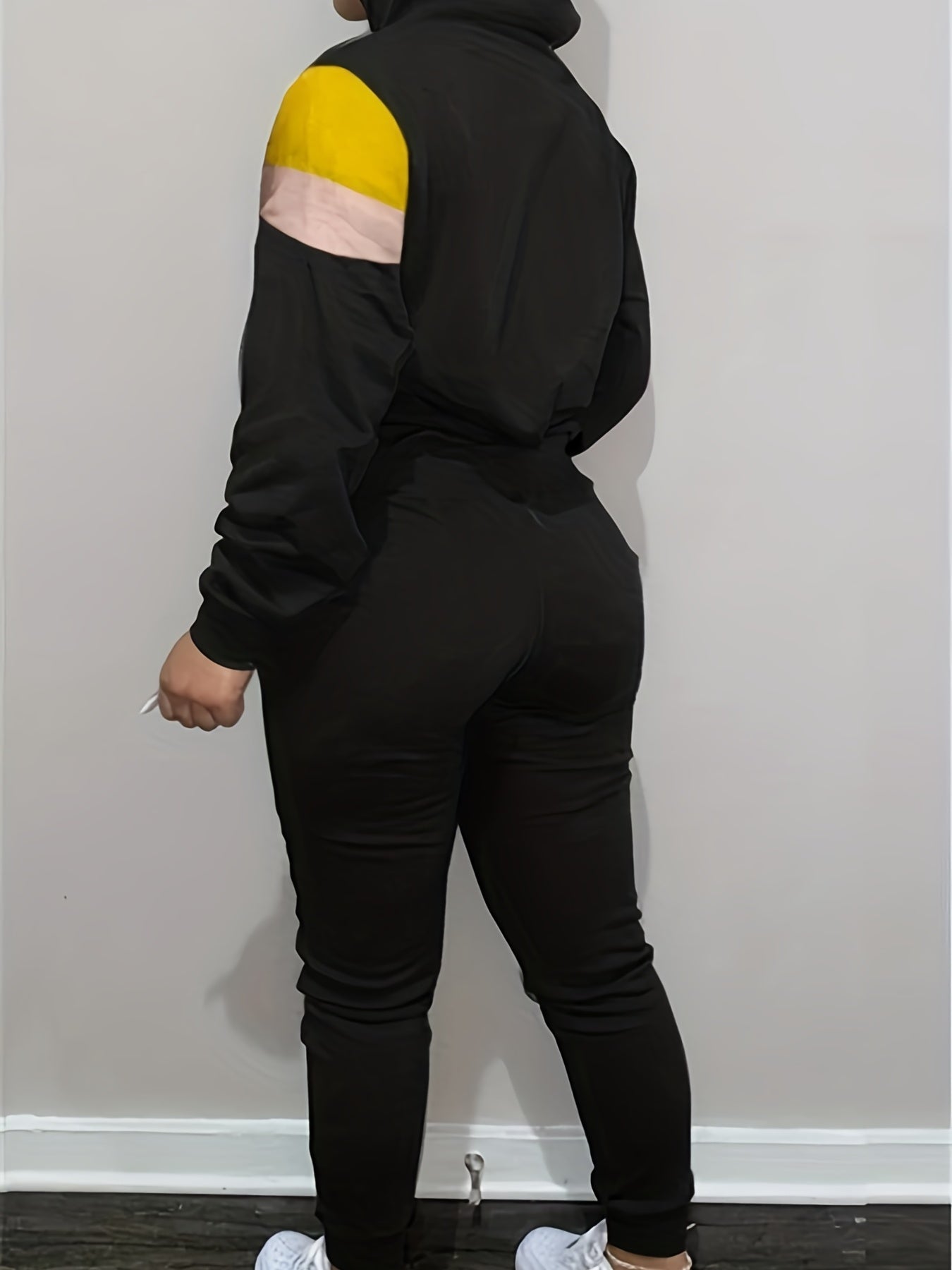 Women's Plus Colorblock Hoodie & Joggers Set