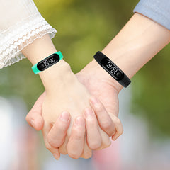 1pc Outdoor LED Electronic Watch Digital Sports Watch Christmas Gift