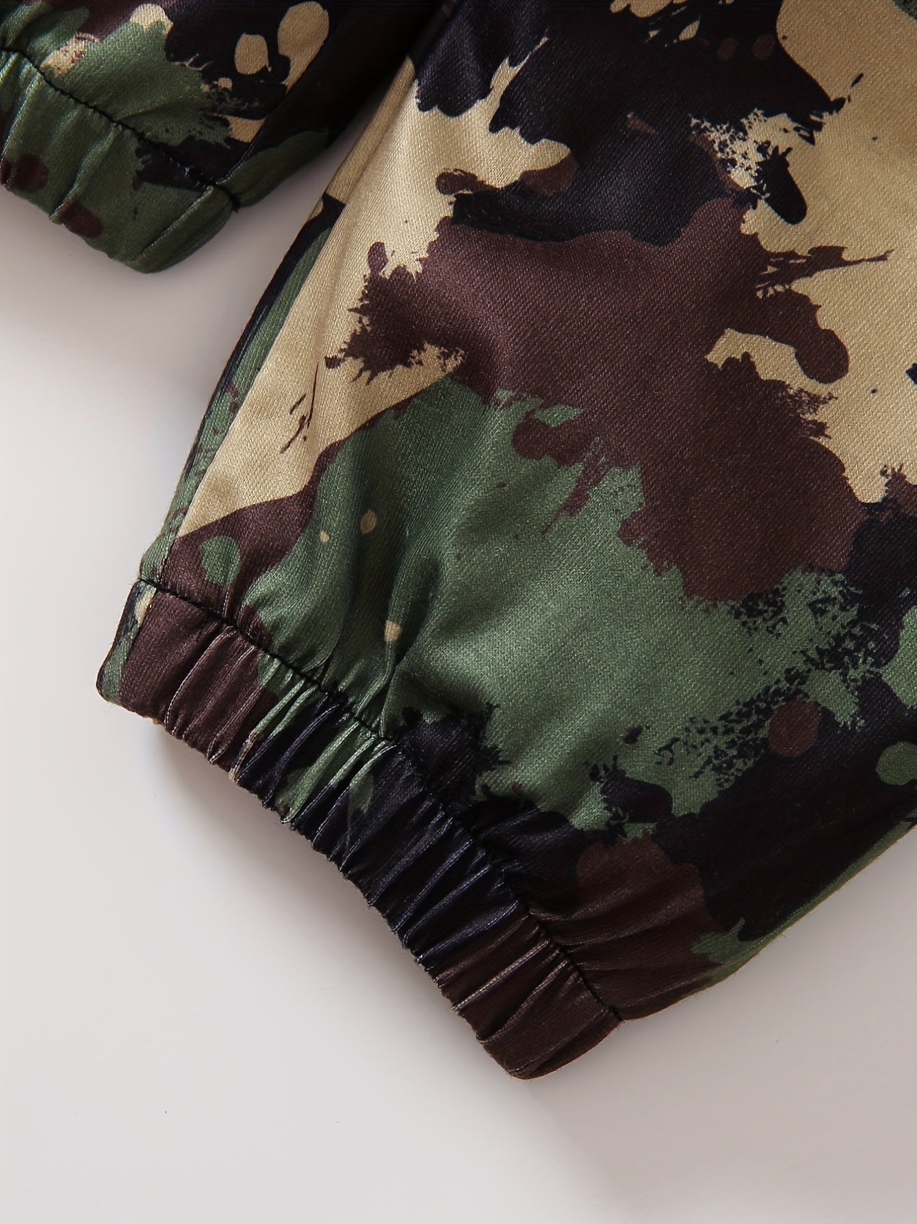 Toddler Boys Camo Pullover Top Pants Set