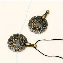 Vintage Thread Cutter Pendant DIY Sewing Knitting Crochet Tool