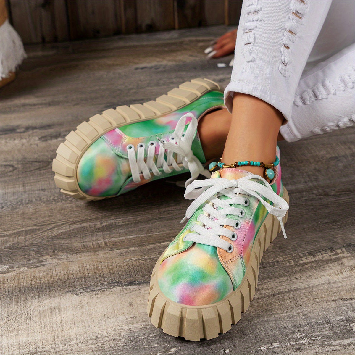 Women's Stylish Platform Sneakers Lace Up Outdoor Shoes