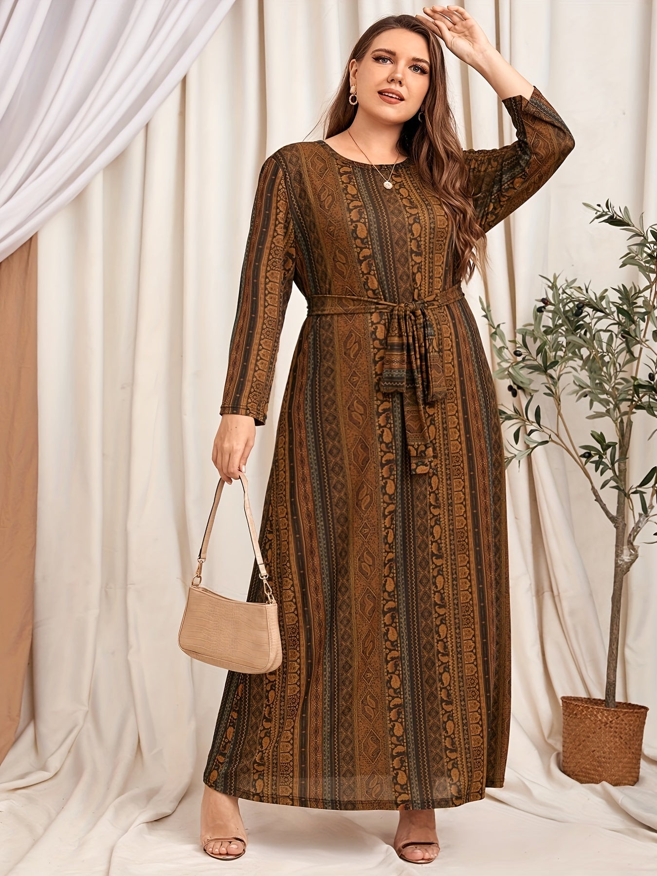 Boho Dress Paisley Print Long Sleeve Round Neck Maxi Dress