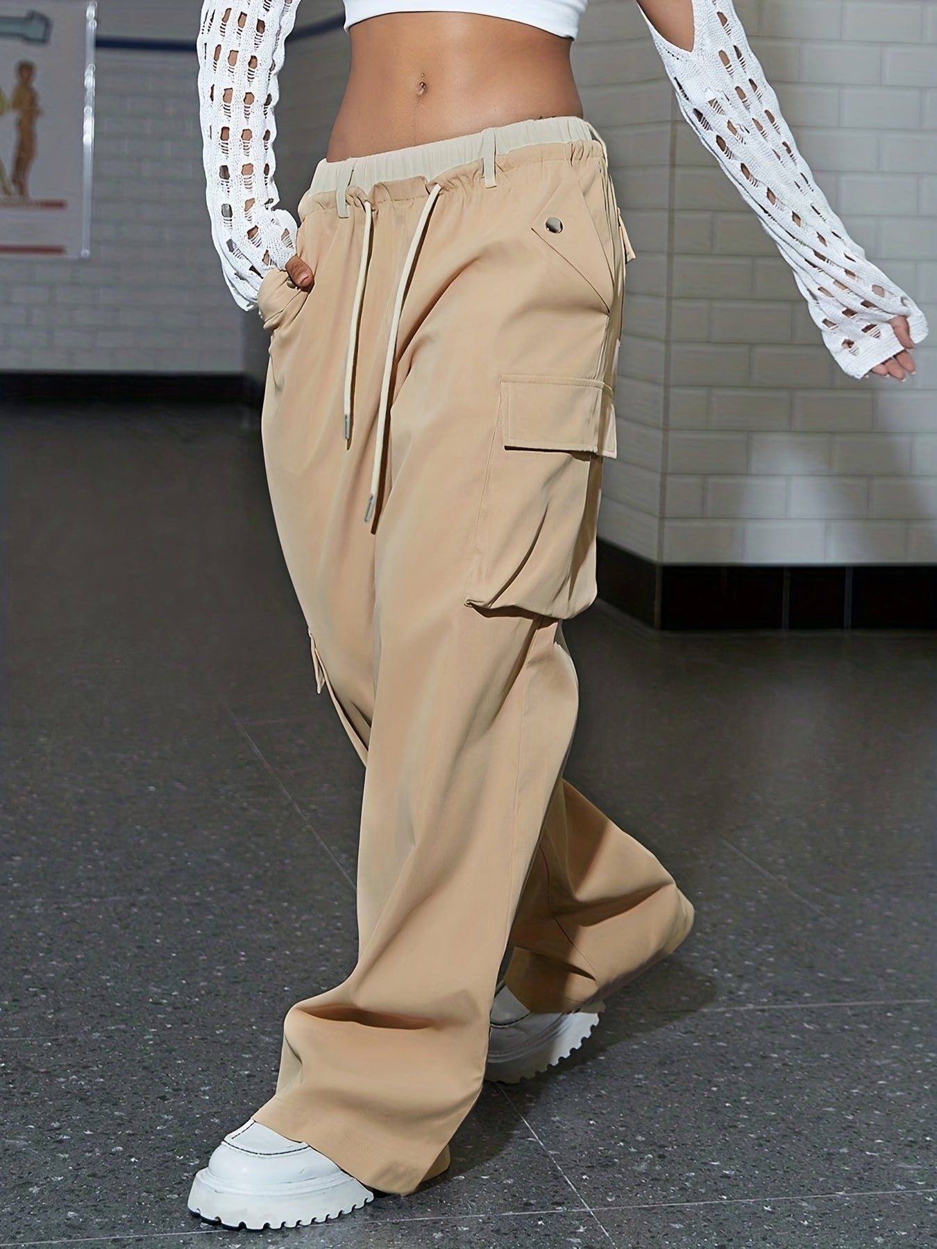 Wide Leg Cargo Pants with Flap Pockets for Women