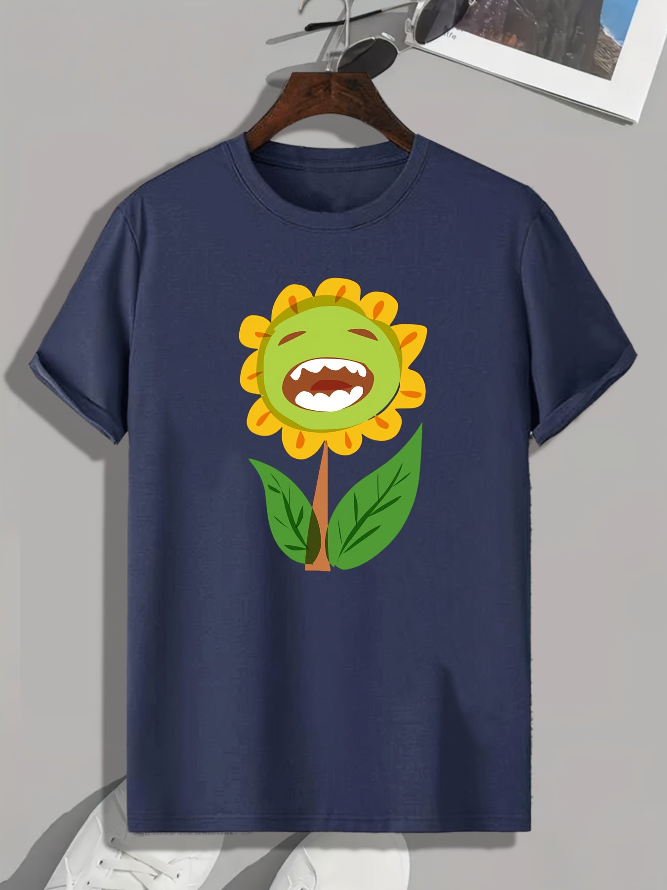 Sunflower Print Men's Graphic T-shirt for Summer