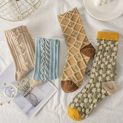 5 Pairs 3D Floral Textured Socks Crew Stockings Women's Retro Style