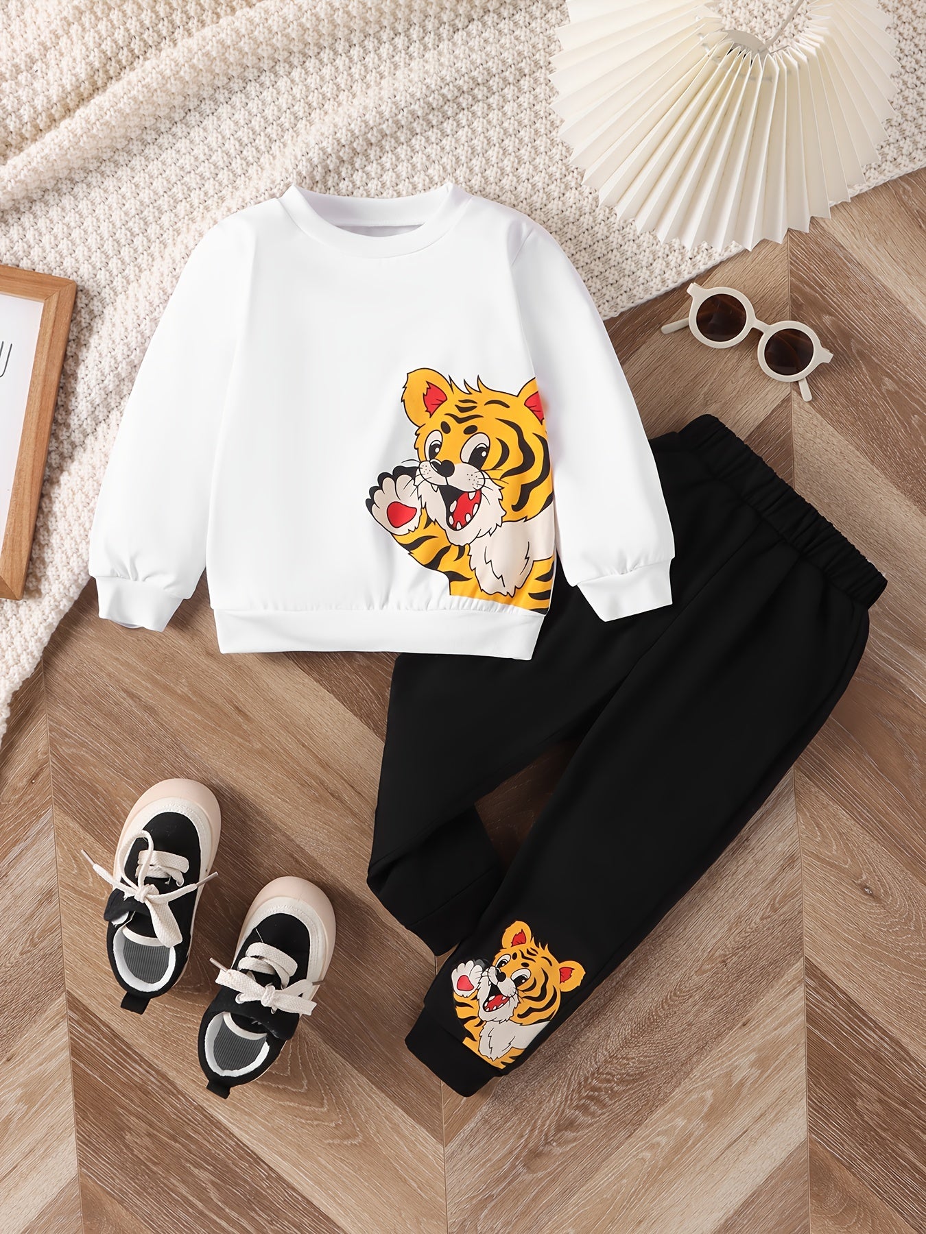 Tiger Pattern Boy's 2pcs Sweatshirt & Sweatpants Set for Spring Fall