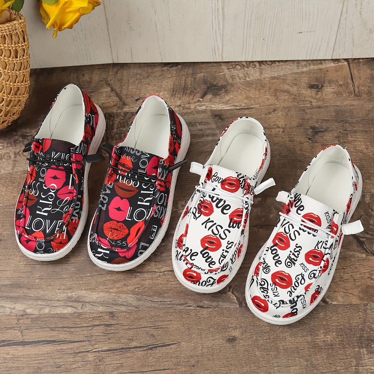Women's Letter & Heart Pattern Skate Shoes