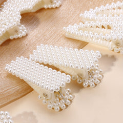 Adorable Pearl Hair Clips Set for Girls' Parties