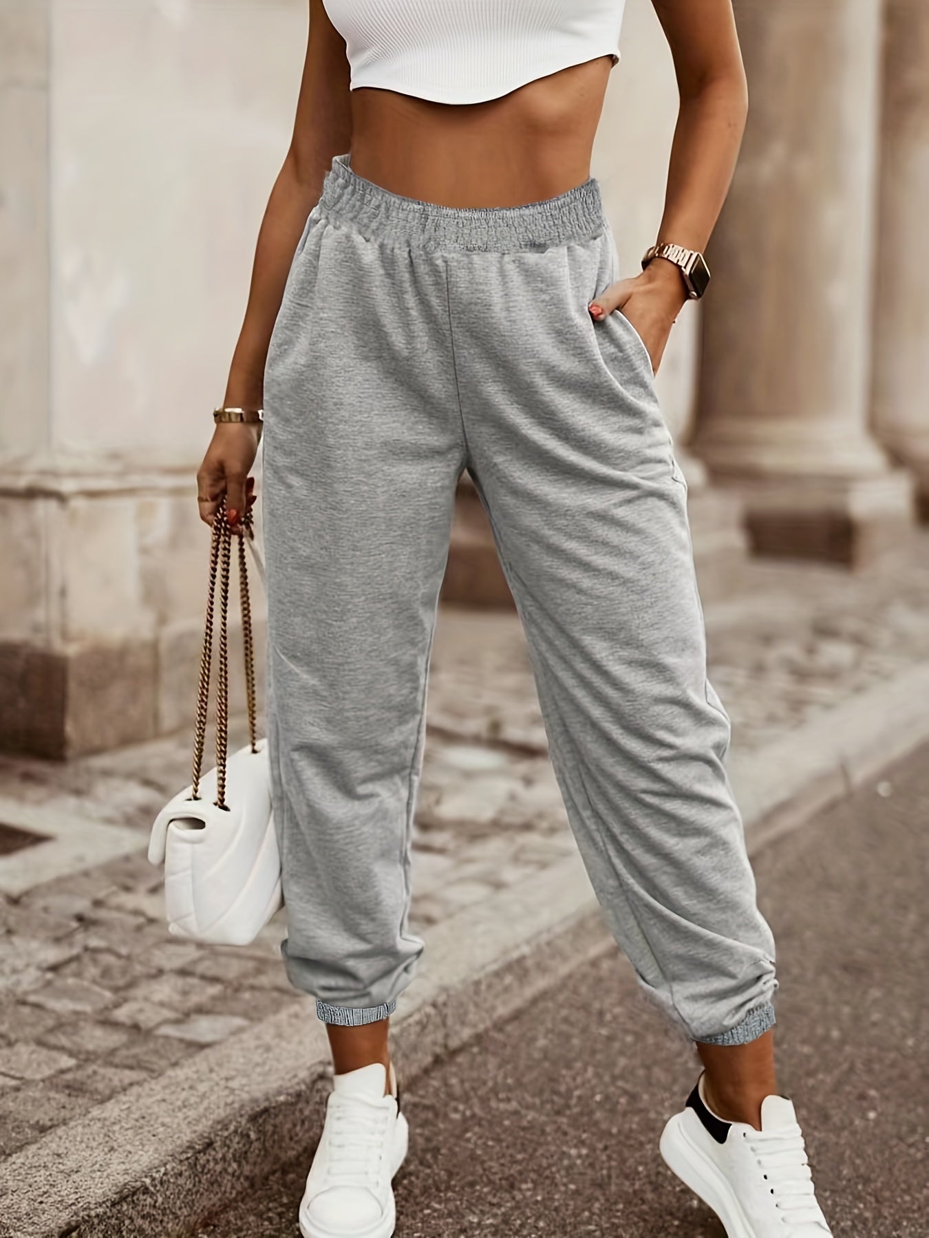 Women's Plus Size Solid Elastic High Rise Jogger With Pockets