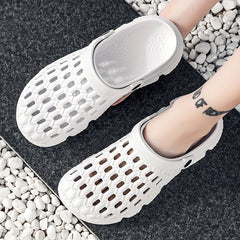 Men's Closed Toe Clogs Water Shoes Soft Sole Sandals