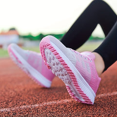 Women's Lightweight Breathable Running Shoes Lace Up Low Top Sneakers