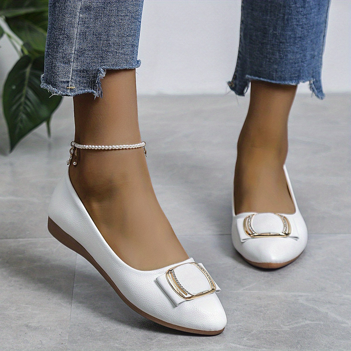Women's Buckle Decor Flat Shoes Slip On Lightweight Walking Shoes