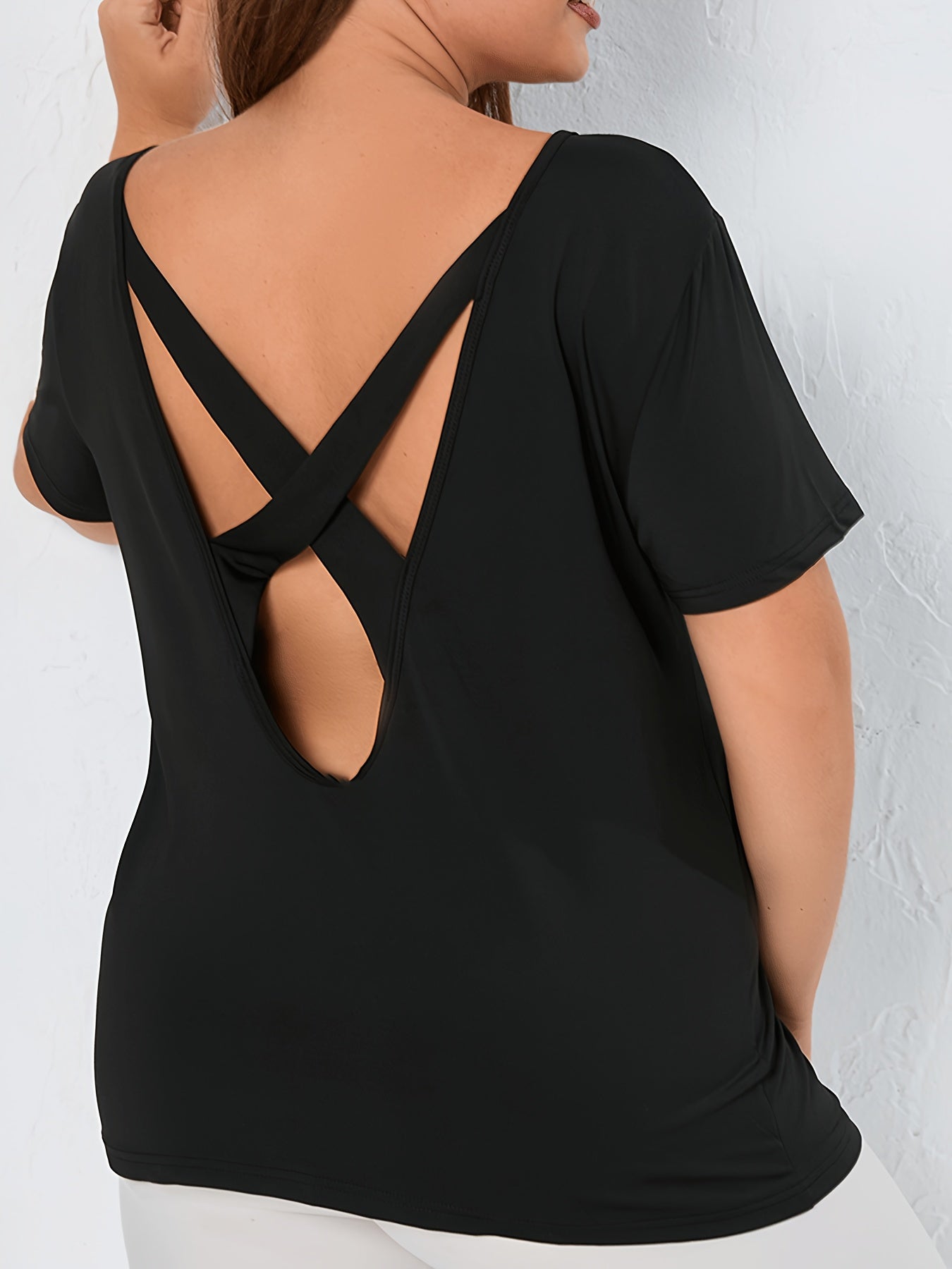 Sports Top Women's Plus Solid Short Sleeve Round Neck Cut Out