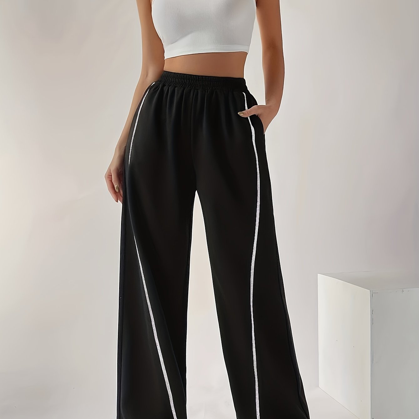 Women's Plus Size Wide Leg Running Trousers With Pockets