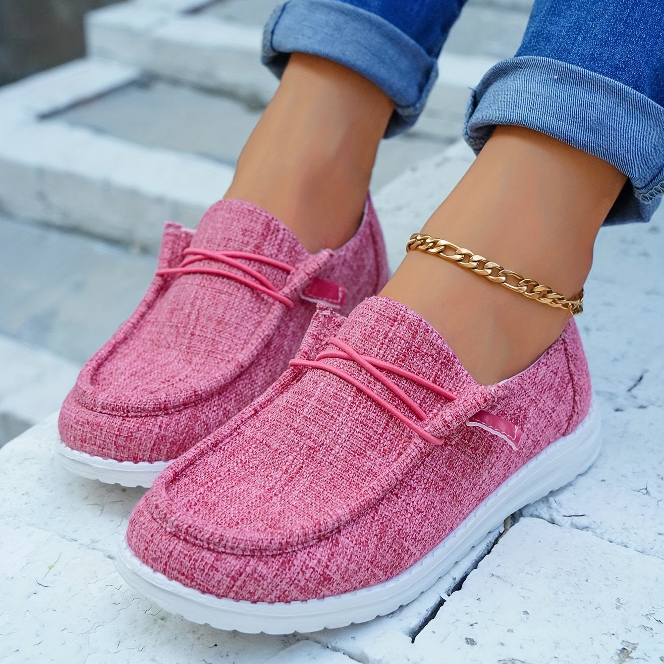 Women's Lightweight Canvas Shoes Lace Up Low Top Comfortable Outdoor Shoes