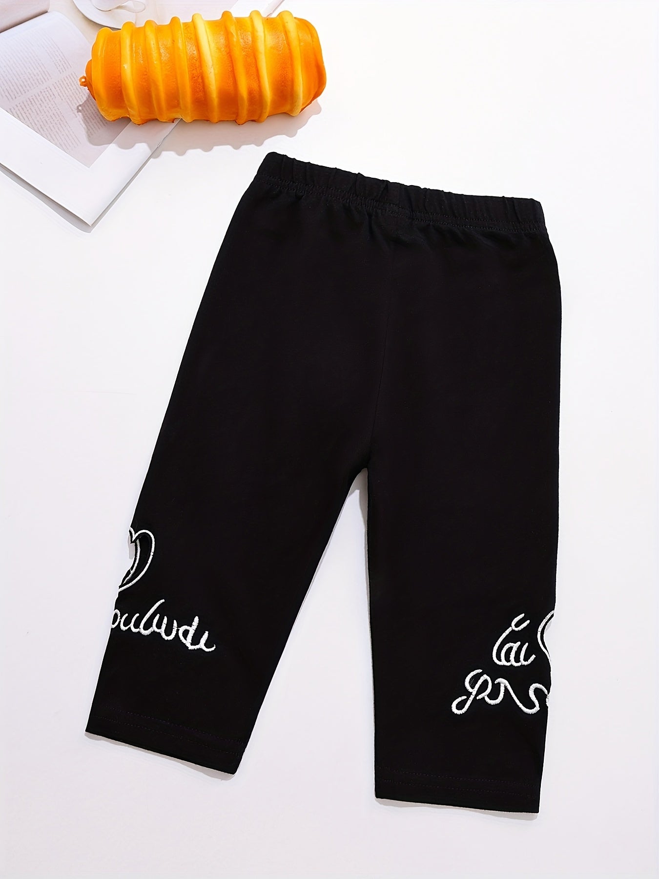 Girl's Heart Hollow Embroidered Cropped Pants Leggings