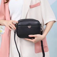 Vintage Style Leather Crossbody Bag with Detachable Strap