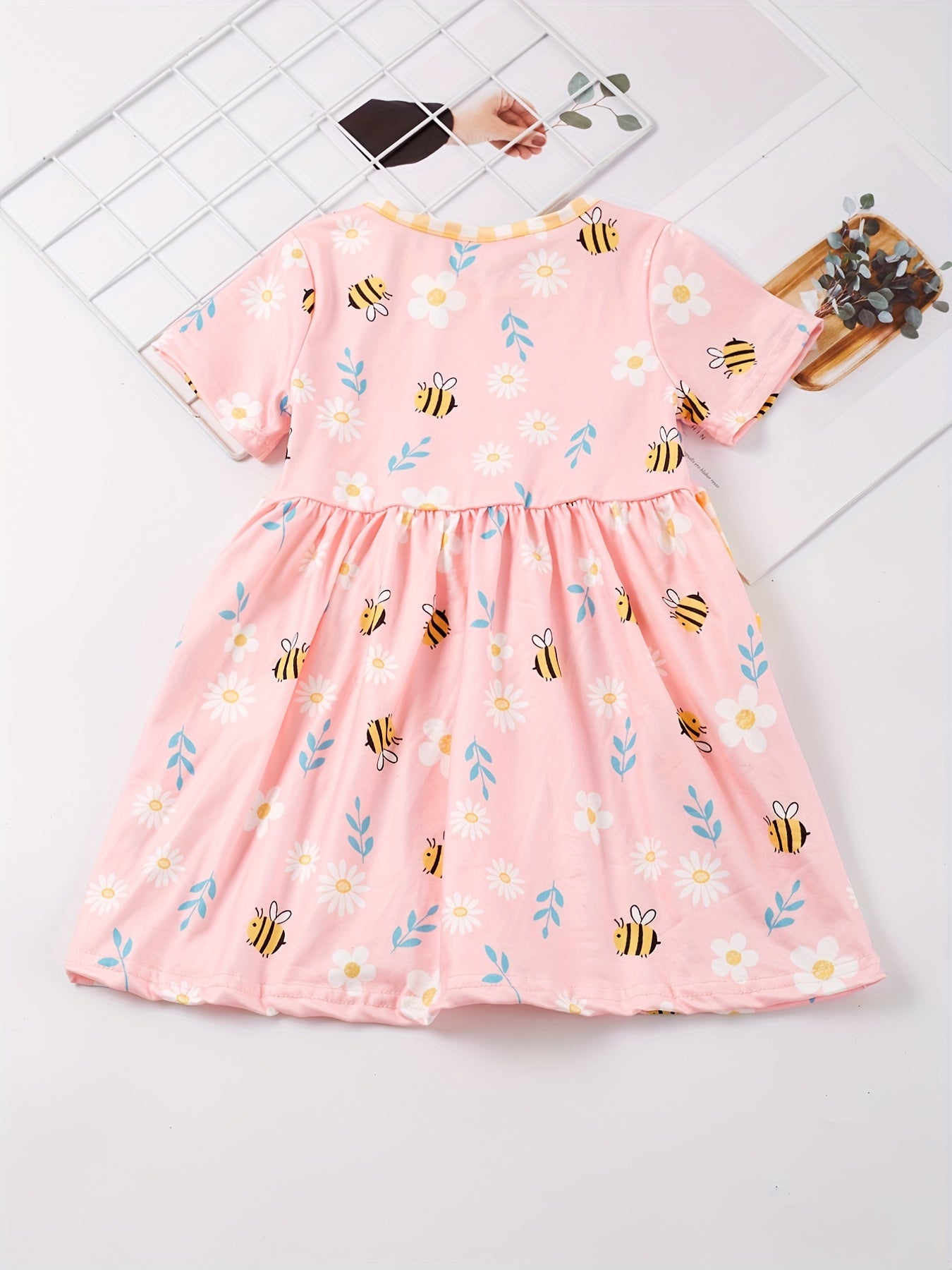 Toddler Girls Bee Floral Print Dress With Pocket