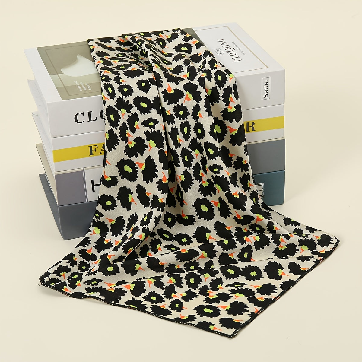 Small Square Scarf Casual Floral Print Headwrap Outdoor Windproof Neck Wrap