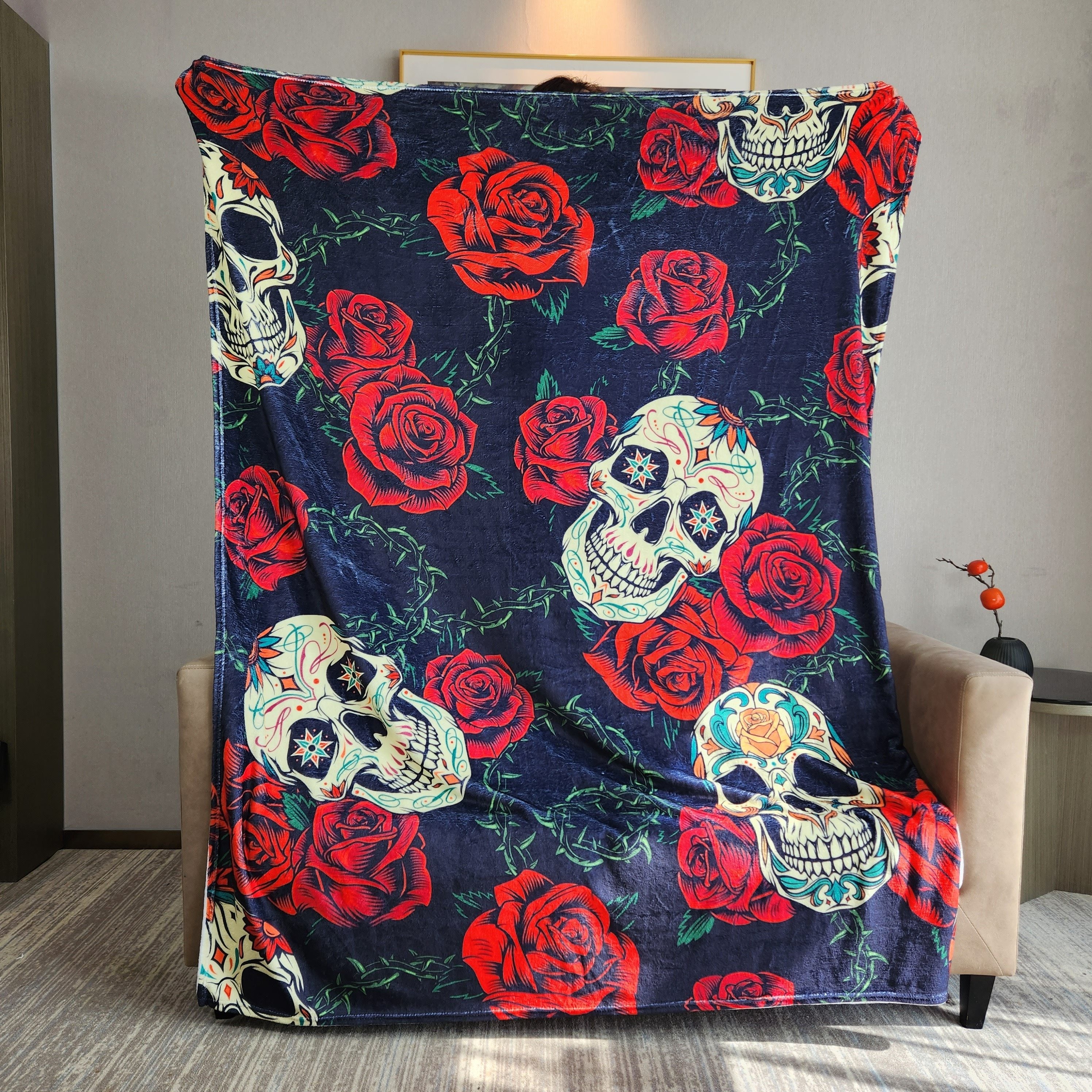 Skull Rose Pattern Blanket Flannel Warm Leisure Blanket