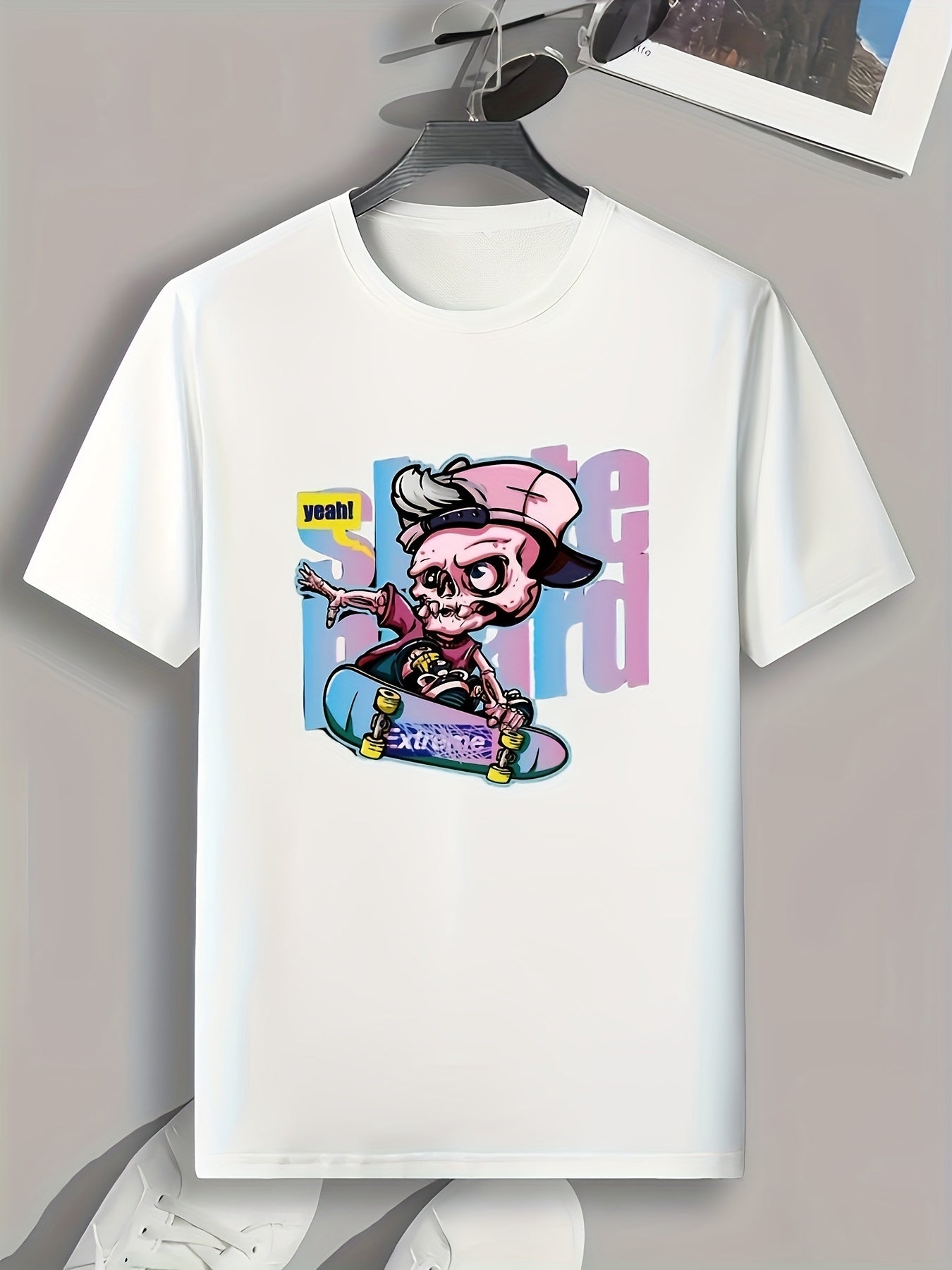 Skateboarding Skeleton Print Men's Graphic Tee for Summer