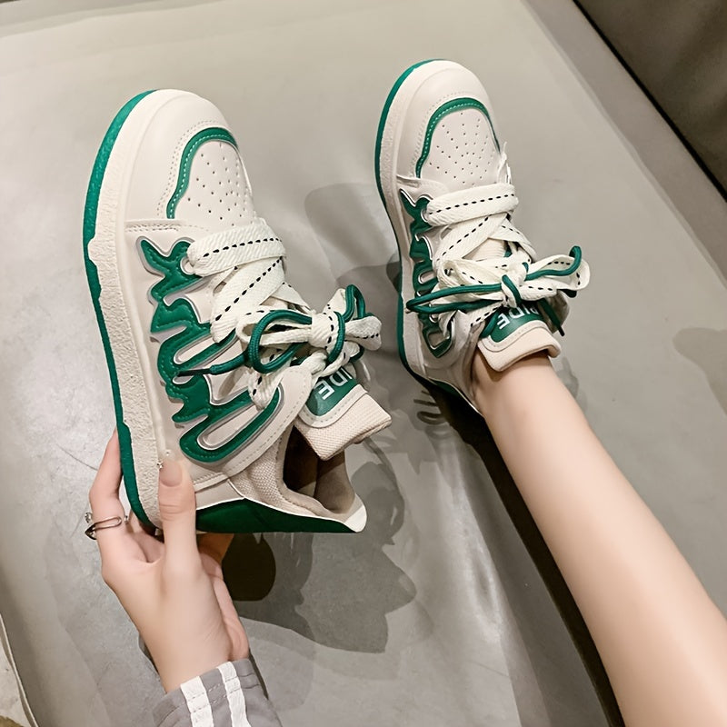 Women's Letter Pattern Breathable Skate Shoes Lightweight Sports Sneakers