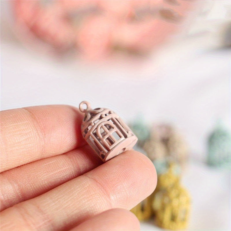 5 Mini Metal Birdcages for 1/12 Dollhouses DIY Scenes Collectible Gift