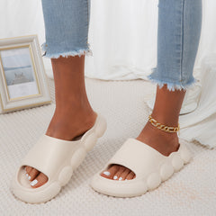 Thick Cloud Pattern Bathroom Slippers