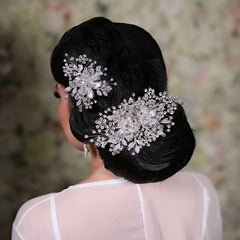 Silvery Flower Hair Comb and Rhinestone Hair Clip Set - Bridal Headwear